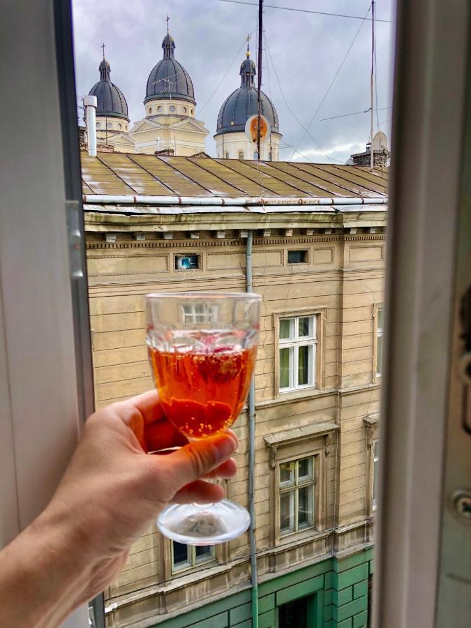 Romantic Apartments - Центр Львова , З Видом На Місто Luaran gambar